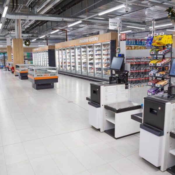 COOP Jednota Tempo Supermarket OC Tehelko - predajňa (6)